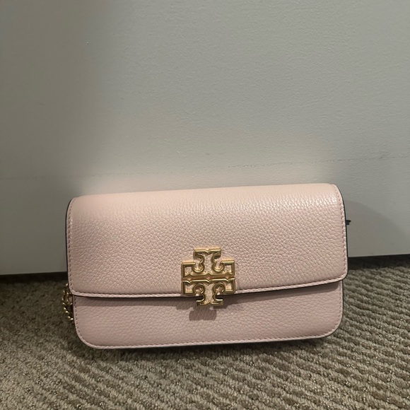 Tory Burch Handbags - Tory Burch Pink Leather Crossbody Bag
